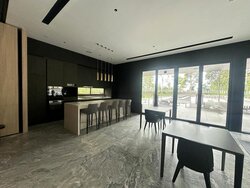 Midtown Modern (D7), Apartment #457589011